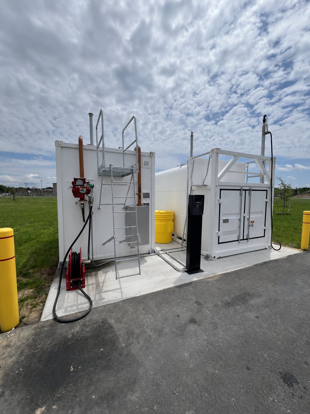 Aboveground storage tank system supporting Bakken-region oilfield operations in North Dakota